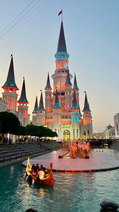 Сказочная ночь начинается с привилегии SKY 